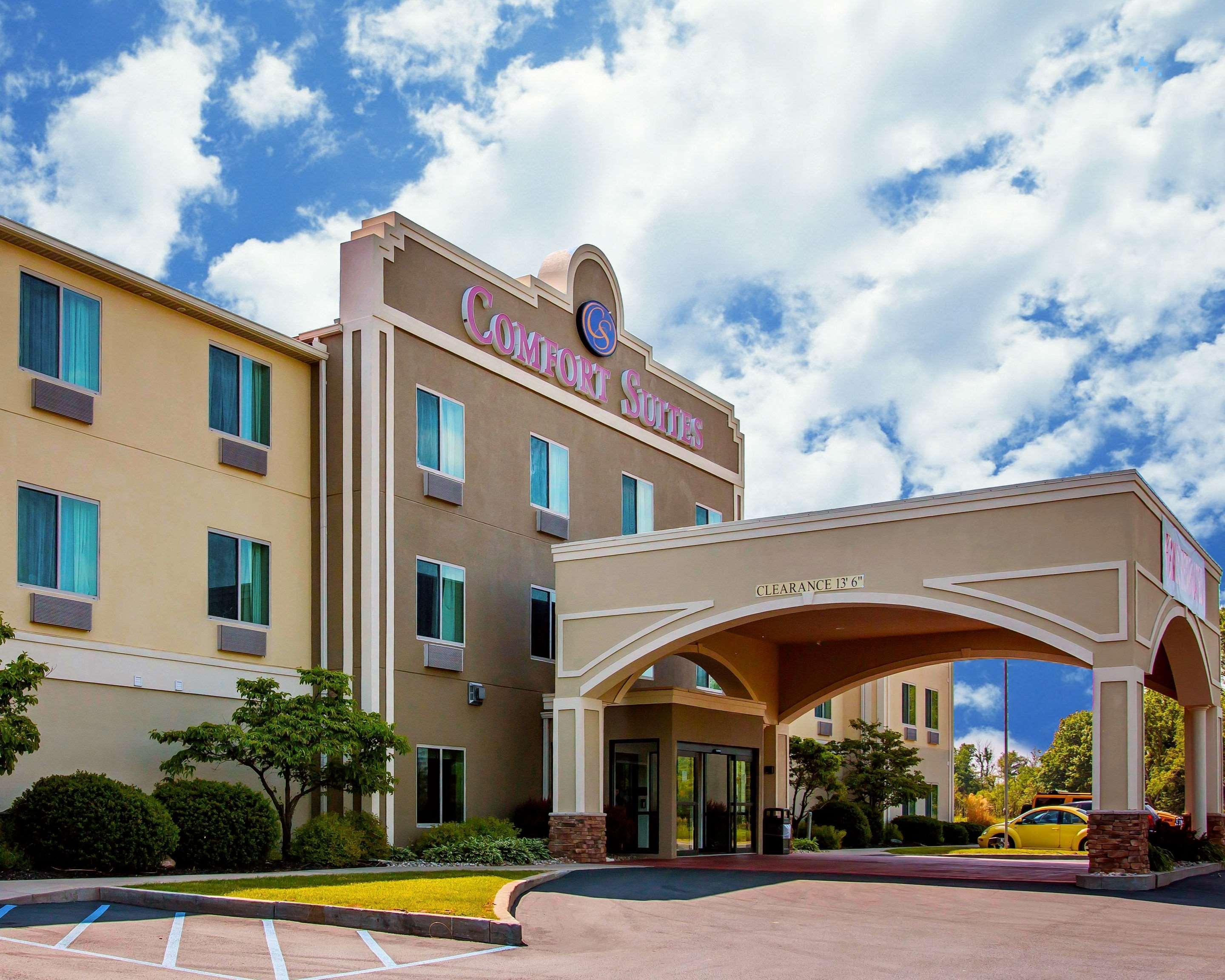 คอมฟอร์ต สวีท เบนตัน ฮาร์เบอร์ เซนต์ โจเซฟ Hotel เบนตันฮาร์เบอร์ ภายนอก รูปภาพ