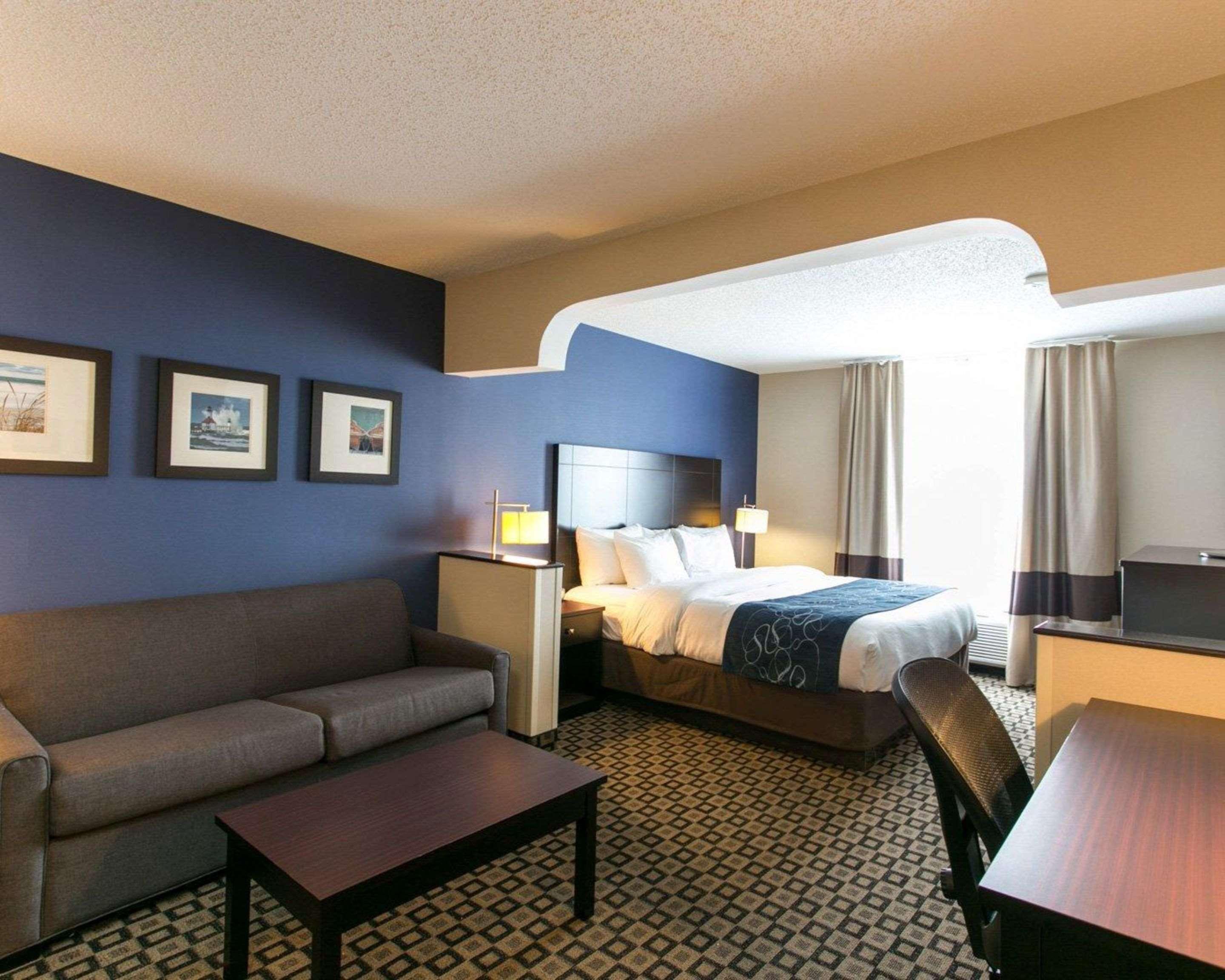 คอมฟอร์ต สวีท เบนตัน ฮาร์เบอร์ เซนต์ โจเซฟ Hotel เบนตันฮาร์เบอร์ ภายนอก รูปภาพ